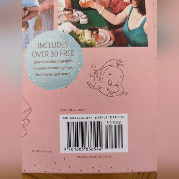 Entertaining with Disney - party planning book w/ free gift! - Picture 2 of 6